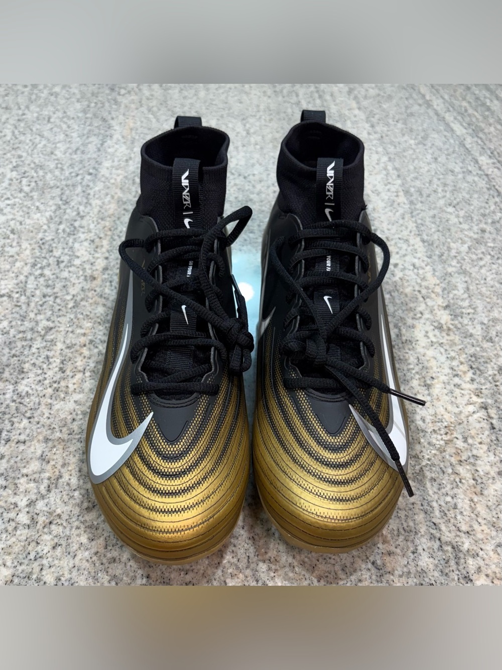 Brand new never worn Nike Air Zoom Vapor Pro 1 Football Cleats. Size 10 - Picture 2 of 6